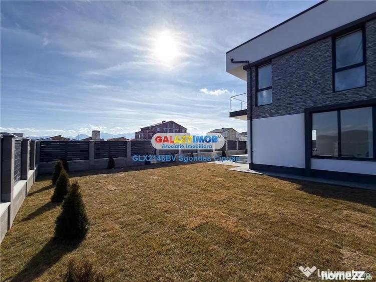 Casă cu 4 camere cu Teren 518 Mp în Sânpetru