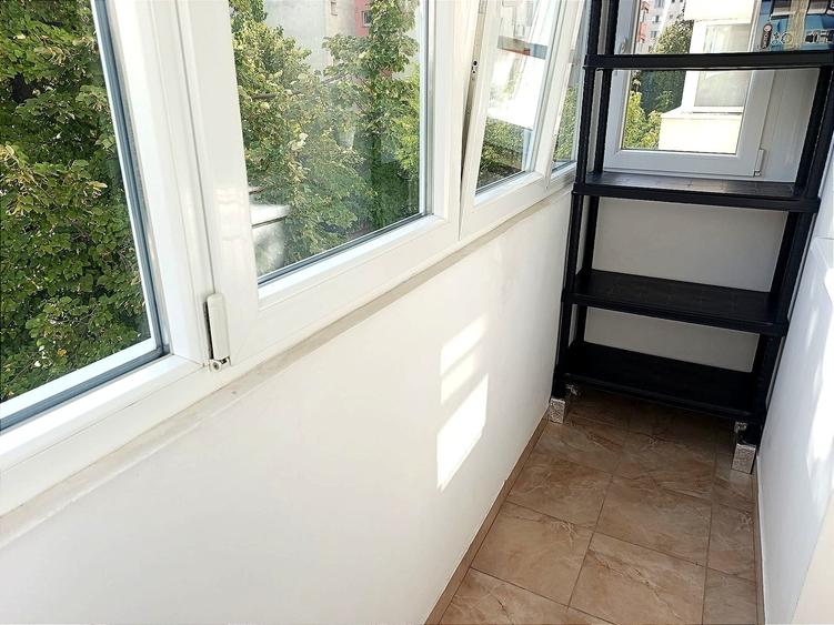 Apartament cu 3 camere semidecomandat în Nicolae Grigorescu