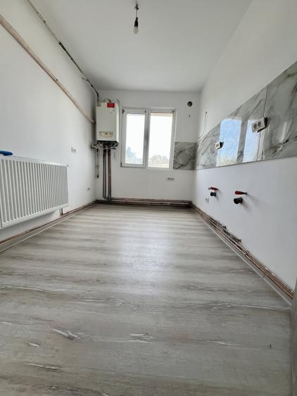Apartament cu 3 camere decomandat în Șagului