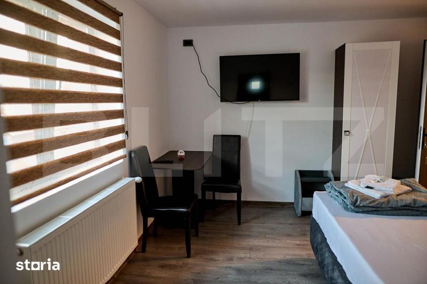 Casă cu 10 camere cu Teren 1250 Mp în Drajna