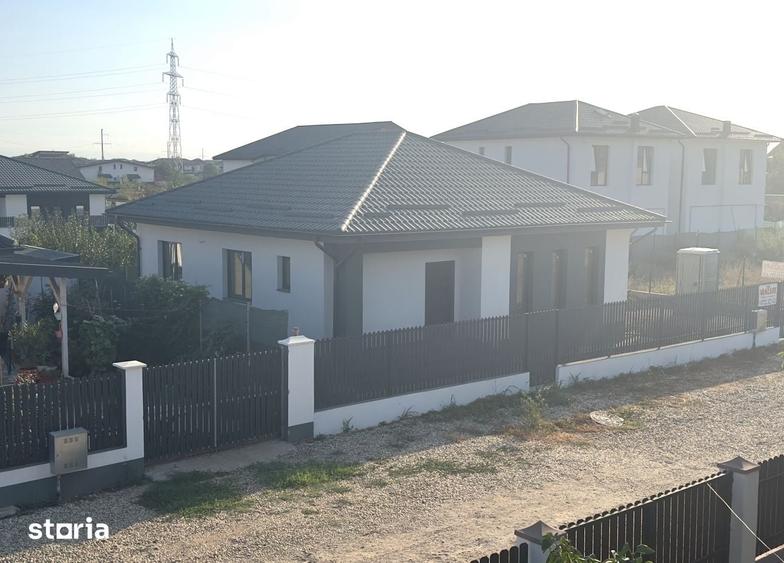 Casă cu 5 camere cu Teren 300 Mp în Central