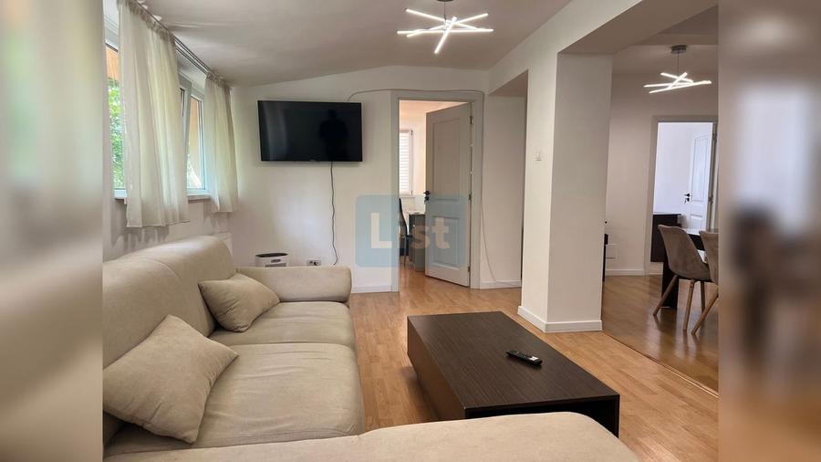Apartament cu 4 camere semidecomandat, mobilat în Mărăști