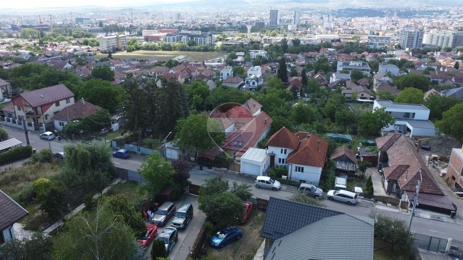 Teren Construcții intravilan de 3308 mp, în Dâmbul Rotund