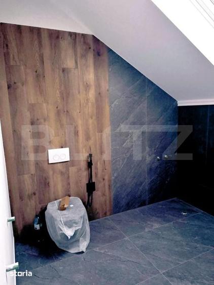 Casă cu 5 camere cu Teren 351 Mp în Central