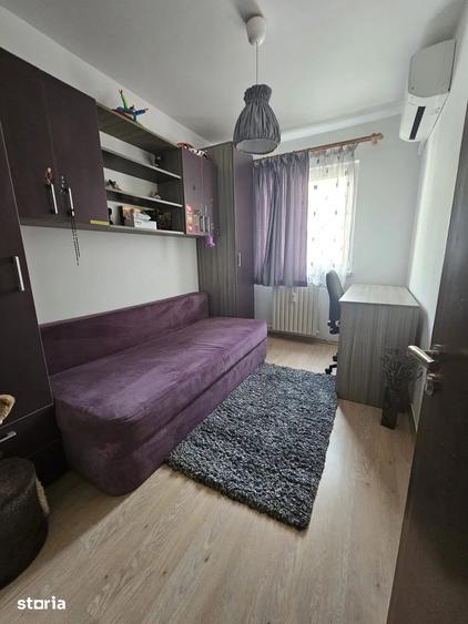 Apartament 3 camere, semidecomandat, 65 mp, aer conditionat, balcon, Inel 2 - 4