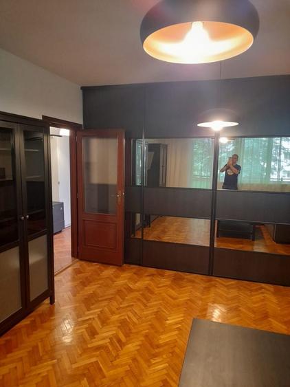 Apartament cu 2 camere decomandat în Plopilor