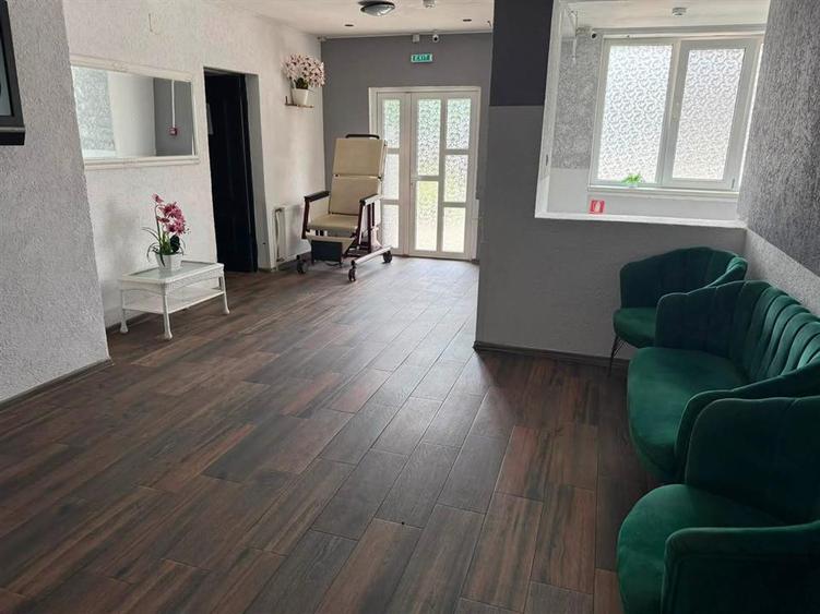 Hotel/Pensiune, de 980 mp, în Lenauheim