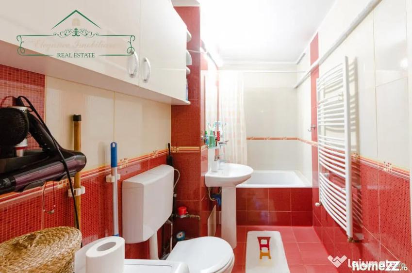 Apartament cu 5 camere decomandat în Fortuna