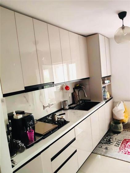 Apartament cu 2 camere decomandat, mobilat în Cișmigiu