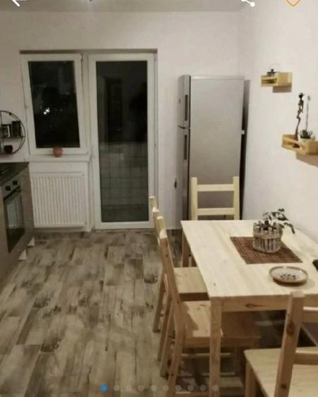 Apartament cu 3 camere decomandat în Aradului