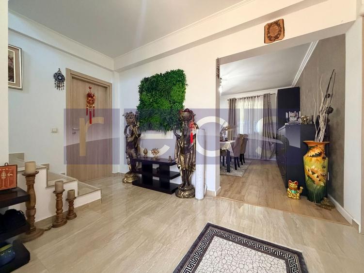 Casă individuală cu 5 camere cu Canalizare în Central