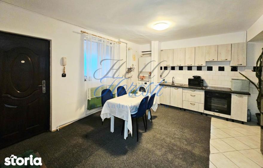 Apartament cu 3 camere decomandat, mobilat în Bulgaria