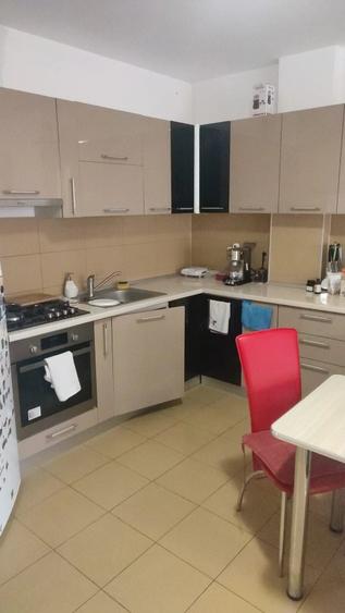 Apartament cu 3 camere decomandat în Bartolomeu