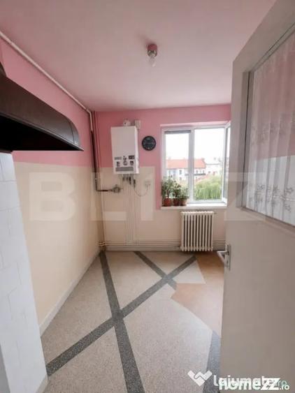 Apartament cu 2 camere decomandat în Ultracentral