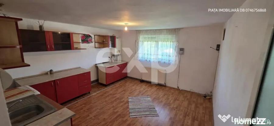 Casă cu 7 camere cu Teren 1000 Mp în Râncăciov