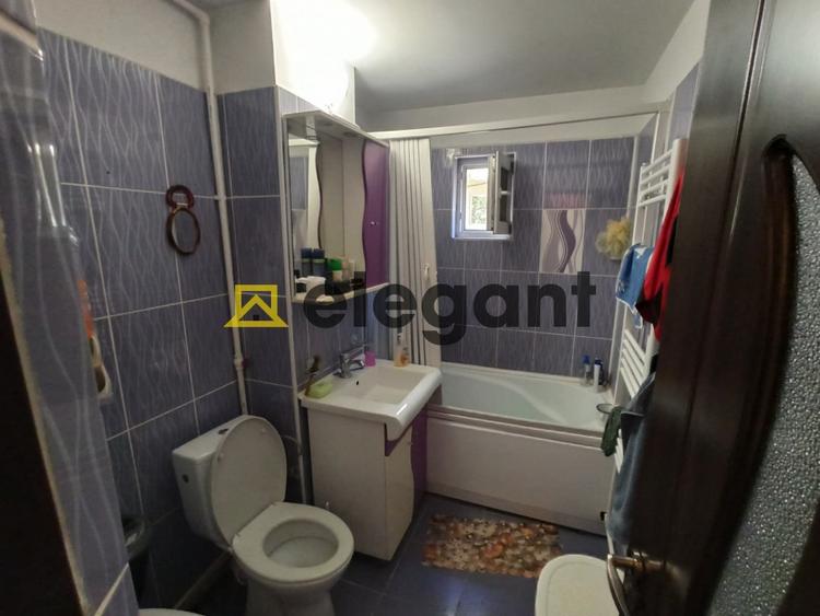 Apartament cu 3 camere decomandat, mobilat în Rovine