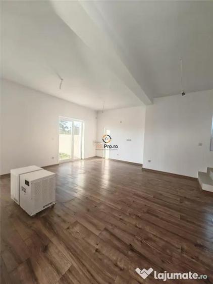 Casă cu 3 camere cu Teren 270 Mp în Central