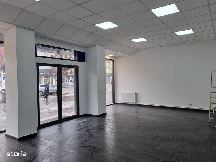 Spațiu comercial, de 66 mp, în Republicii