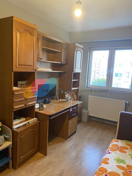 Apartament cu 4 camere decomandat, mobilat în Mănăștur