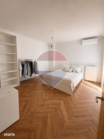 Casa / Vila de vanzare Tunari - 18
