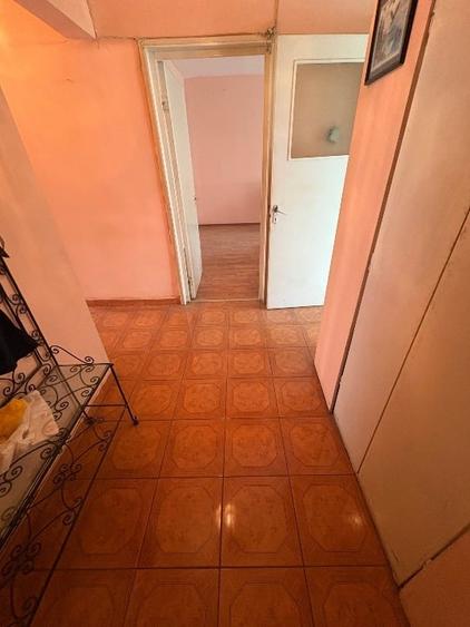 Apartament cu 3 camere decomandat, mobilat în Dristor