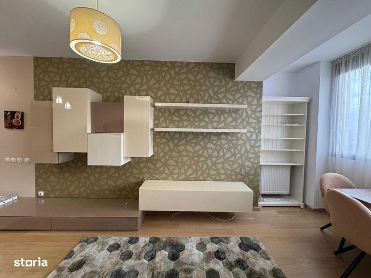 Apartament cu 3 camere, mobilat în Titan