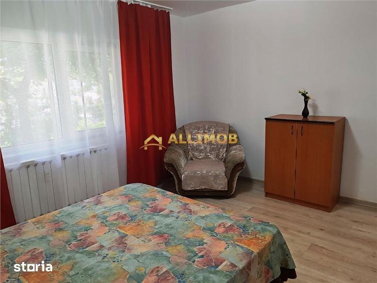 Apartament cu 2 camere semidecomandat în Democrației