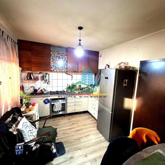 Casă cu 6 camere cu Teren 880 Mp în Ultracentral
