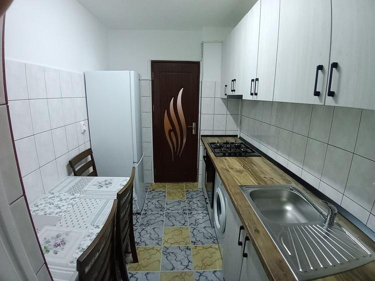 Apartament cu 2 camere decomandat în Astra