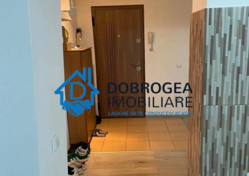 Apartament cu 4 camere decomandat în E3