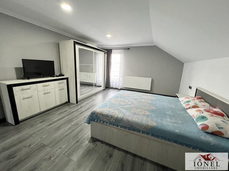 Casă individuală cu 4 camere cu Teren 500 Mp în Est