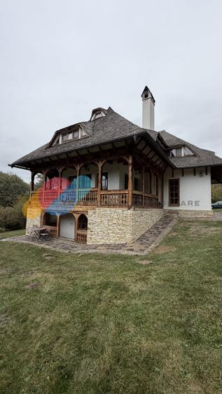 Casă individuală cu 3 camere cu Teren 3000 Mp în Sălicea