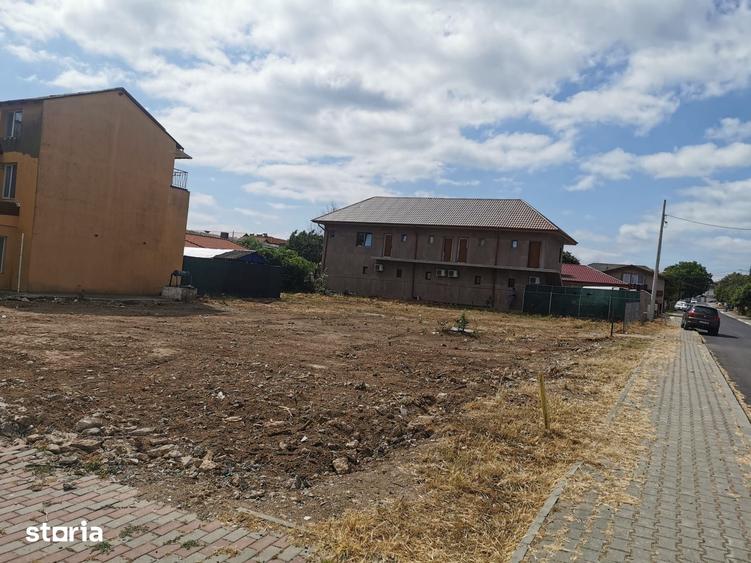 Teren de 912 mp, în Limanu