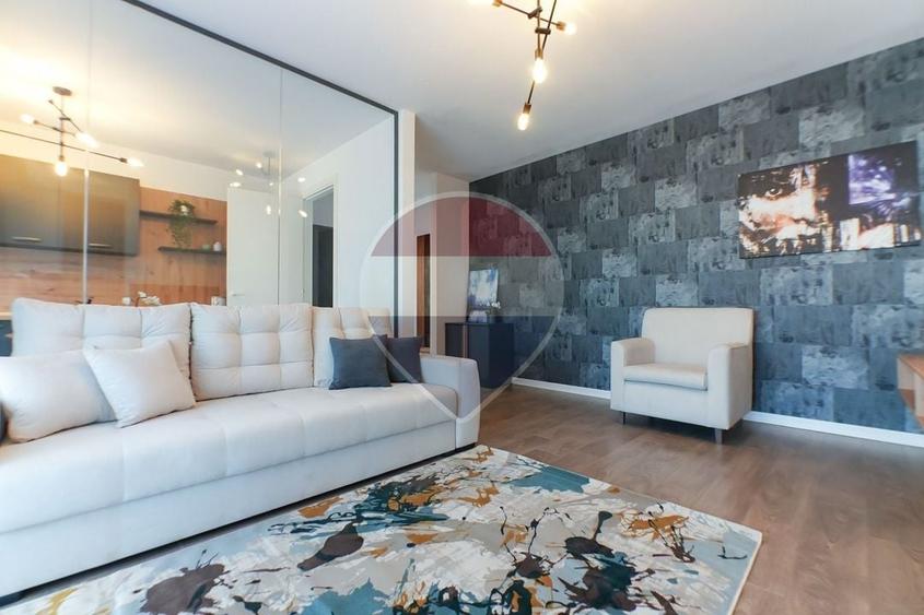 Apartament cu 3 camere decomandat, mobilat în Pipera