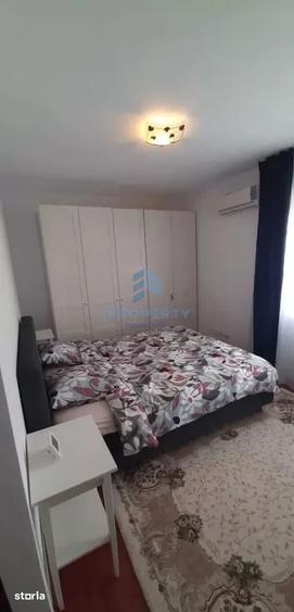 Apartament cu 3 camere decomandat în Valea Oltului