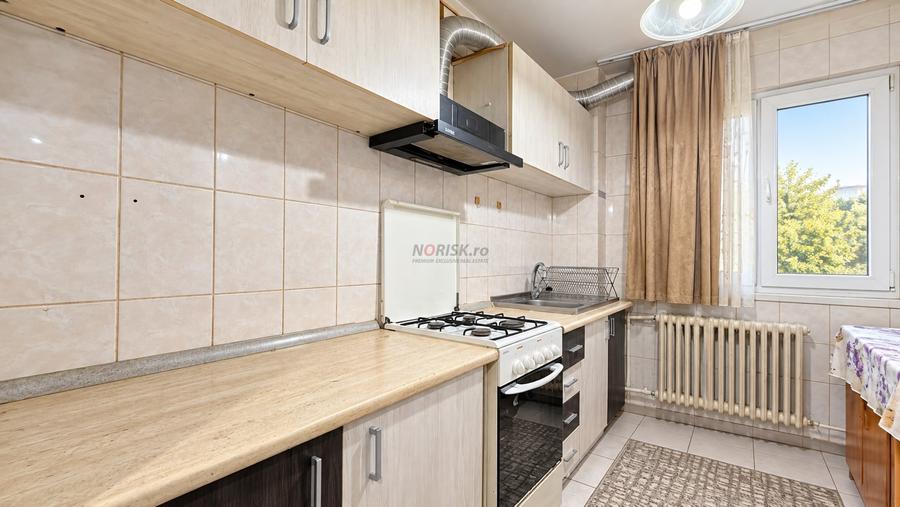 Apartament cu 3 camere semidecomandat, mobilat în Nicolae Grigorescu