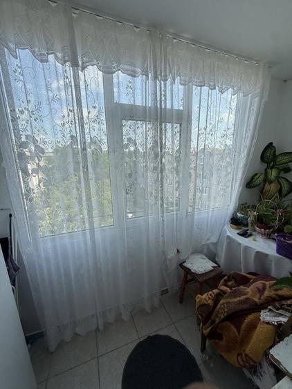 Apartament cu 3 camere, mobilat în Calarași 4