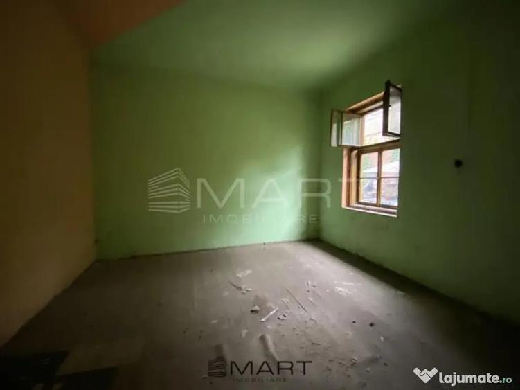 Apartament cu 5 camere decomandat în Turnișor