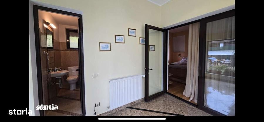 Casă cu 4 camere în Central