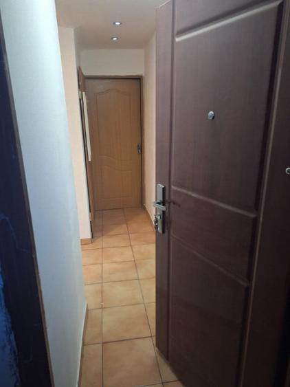 Proprietar inchiriez apartament 2 camere - 3