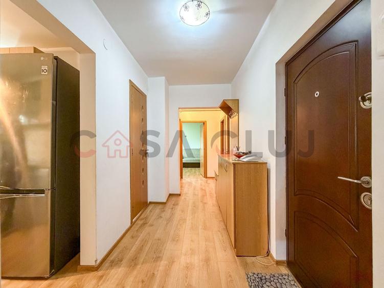 Apartament cu 3 camere decomandat, mobilat în Plopilor