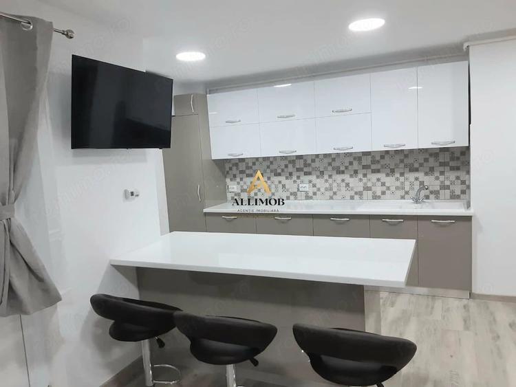 Apartament cu 3 camere în Micro 11