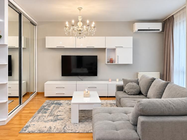 Apartament cu 2 camere decomandat în Parcul Circului