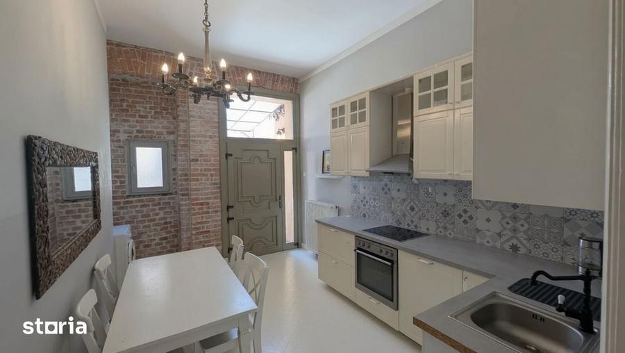 Apartament cu 3 camere în Central