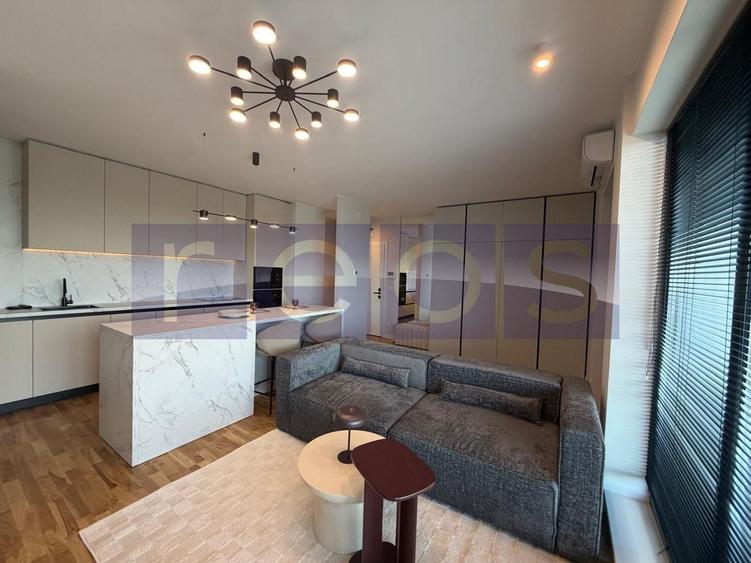Apartament cu 2 camere decomandat, mobilat în Străulești