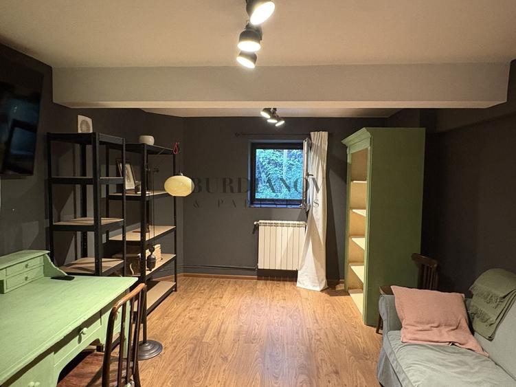 Apartament cu 2 camere decomandat în Aviatorilor