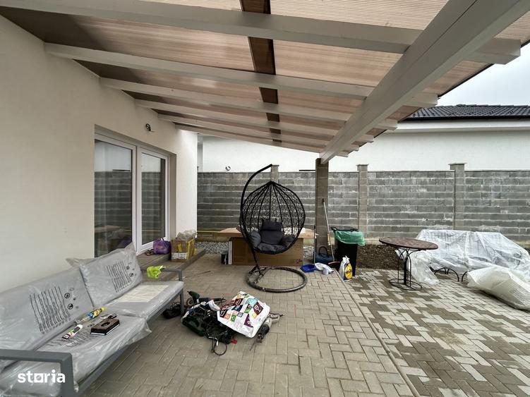 Casă cu 3 camere în Livada