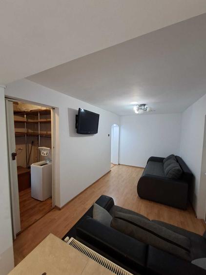 Apartament cu 3 camere nedecomandat în Central