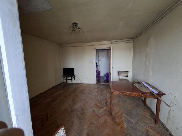 Garsonieră semidecomandată în Central
