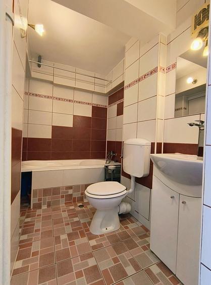 Apartament cu 2 camere semidecomandat, mobilat în Basarabia